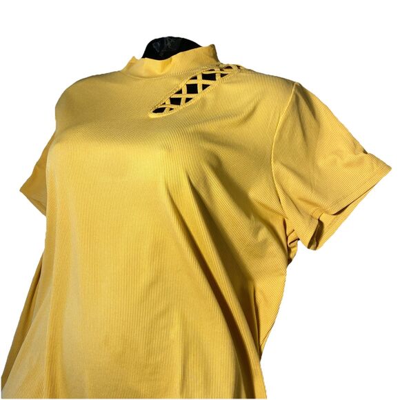 Cato Top Women's XL Yellow Ribbed Short‎ Sleeve Cut Out Front 10% Spandex - Picture 2 of 6